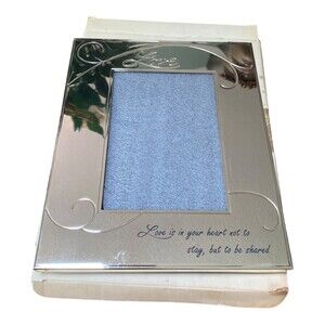 LENOX Memory Lane Love 5"x 7" Photo frame Silver-tone New Old Stock